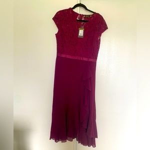 Womens Lace Formal Gown